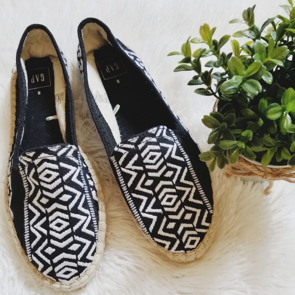Gap Tribal print Espadrille loafers